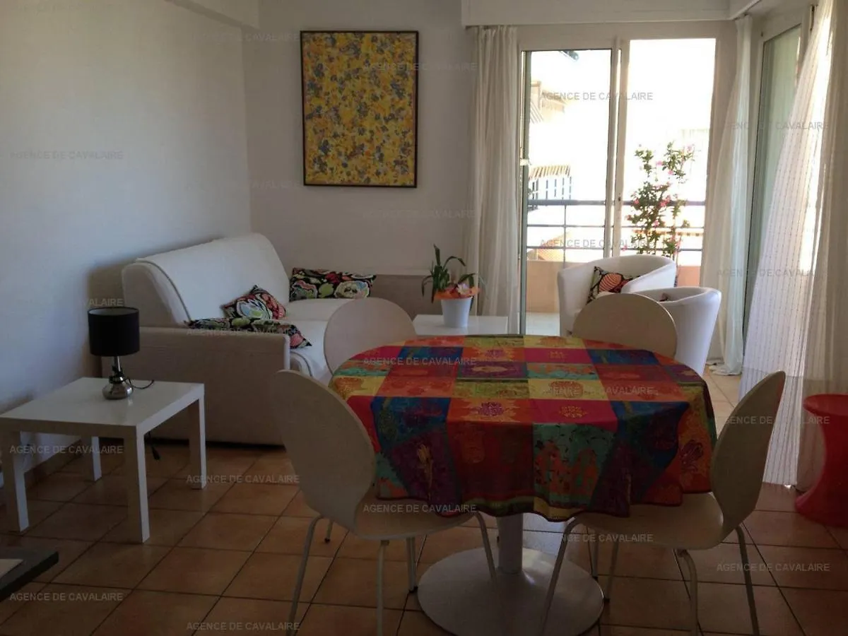 Lägenhet Appartement T3 Centre-Ville: Balcon, Ascenseur, 2 Chambres, Equipe, Capacite 6 Personnes - Fr-1-100-217 Cavalaire-sur-Mer